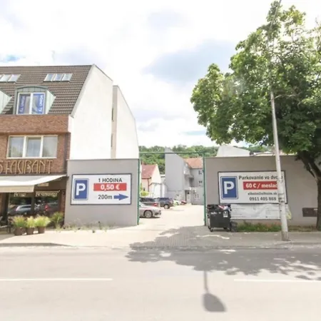 Apartment Apatman Fellini House