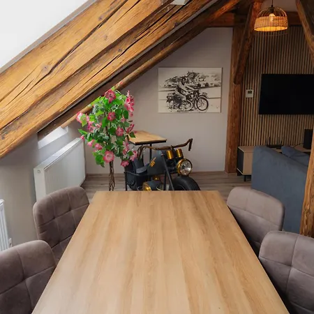 Apatman Fellini House * Trenčín