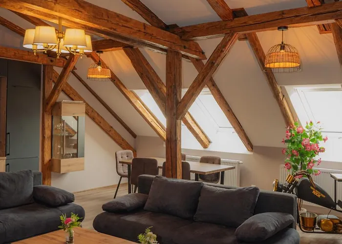 Apatman Fellini House